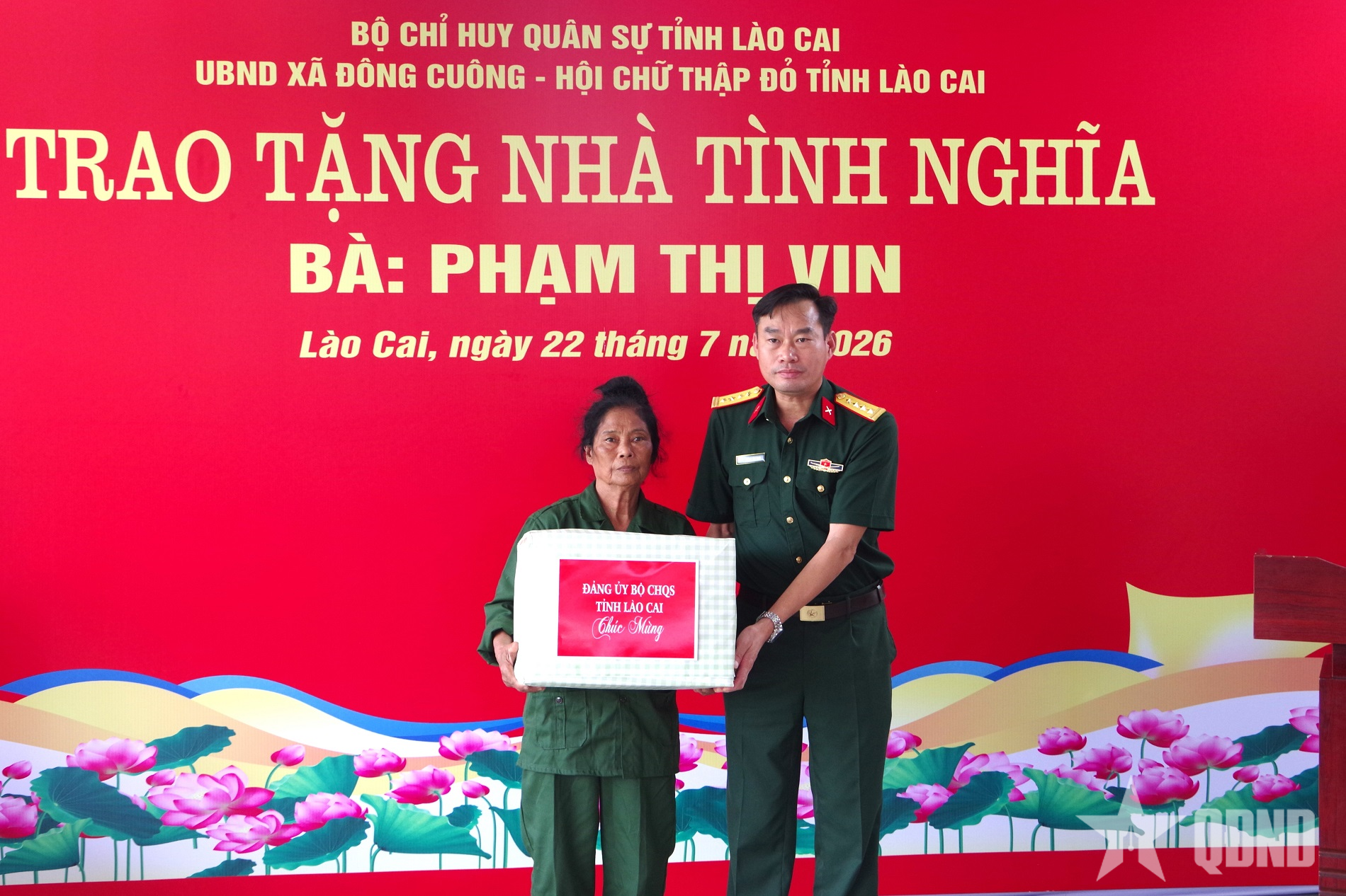  Bộ CHQS tỉnh Lào Cai trao “Nhà tình nghĩa” tặng cựu chiến binh